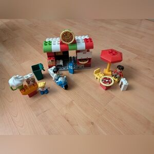 Lego Duplo My Town Pizzeria 10834 (retired)